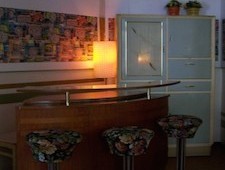 Global Bars, Part 3 – WohnZimmer Global Bars, Part 3 – WohnZimmer